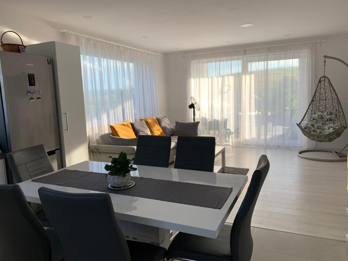 فيلا Viktoria House أودورهيو سيكيوسك المظهر الخارجي الصورة