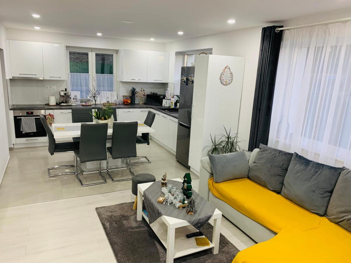 فيلا Viktoria House أودورهيو سيكيوسك المظهر الخارجي الصورة