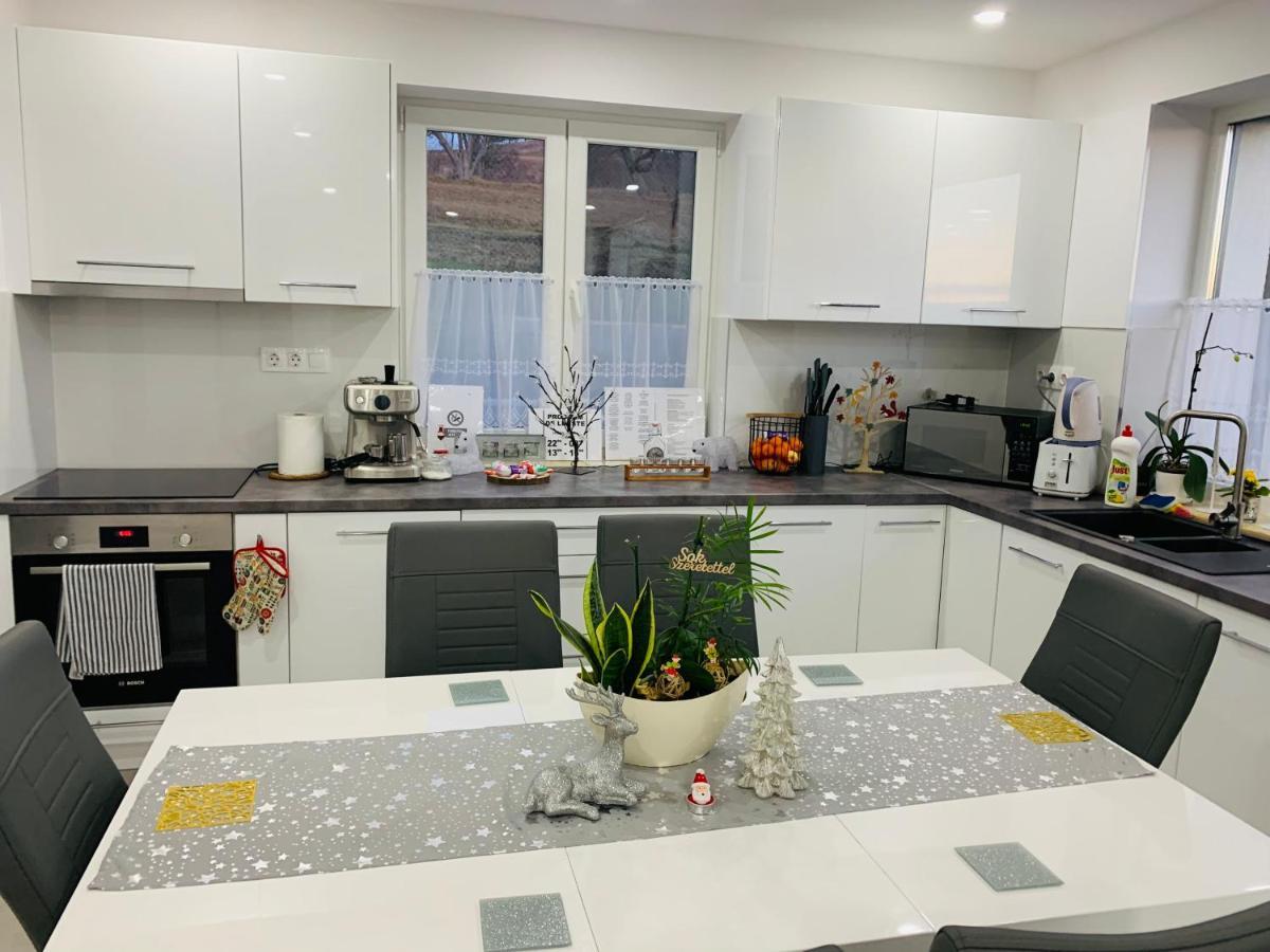 فيلا Viktoria House أودورهيو سيكيوسك المظهر الخارجي الصورة
